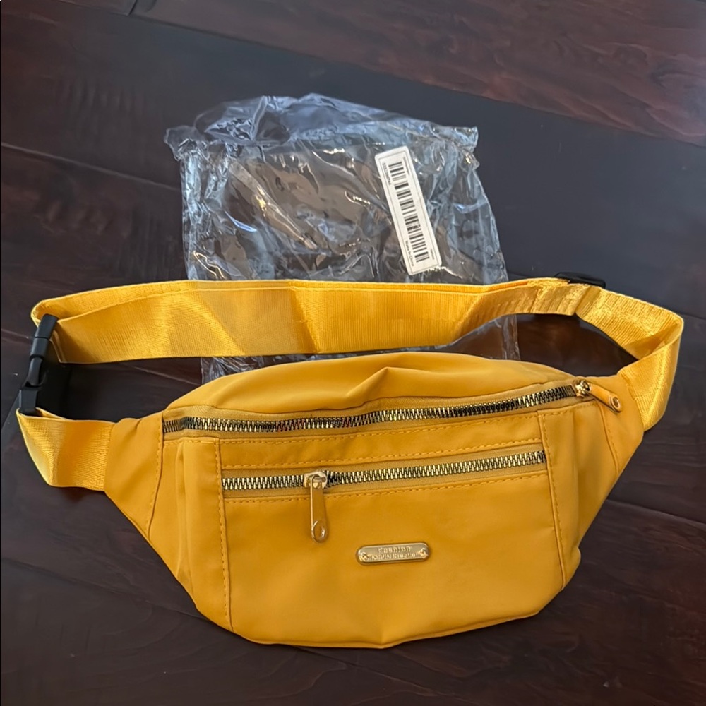 Yellow/Gold Fashion Waist Bag/Crossbody Pouch